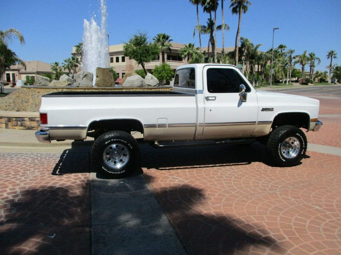 1987 Chevrolet C/K Pickup 2500 - photo 3
