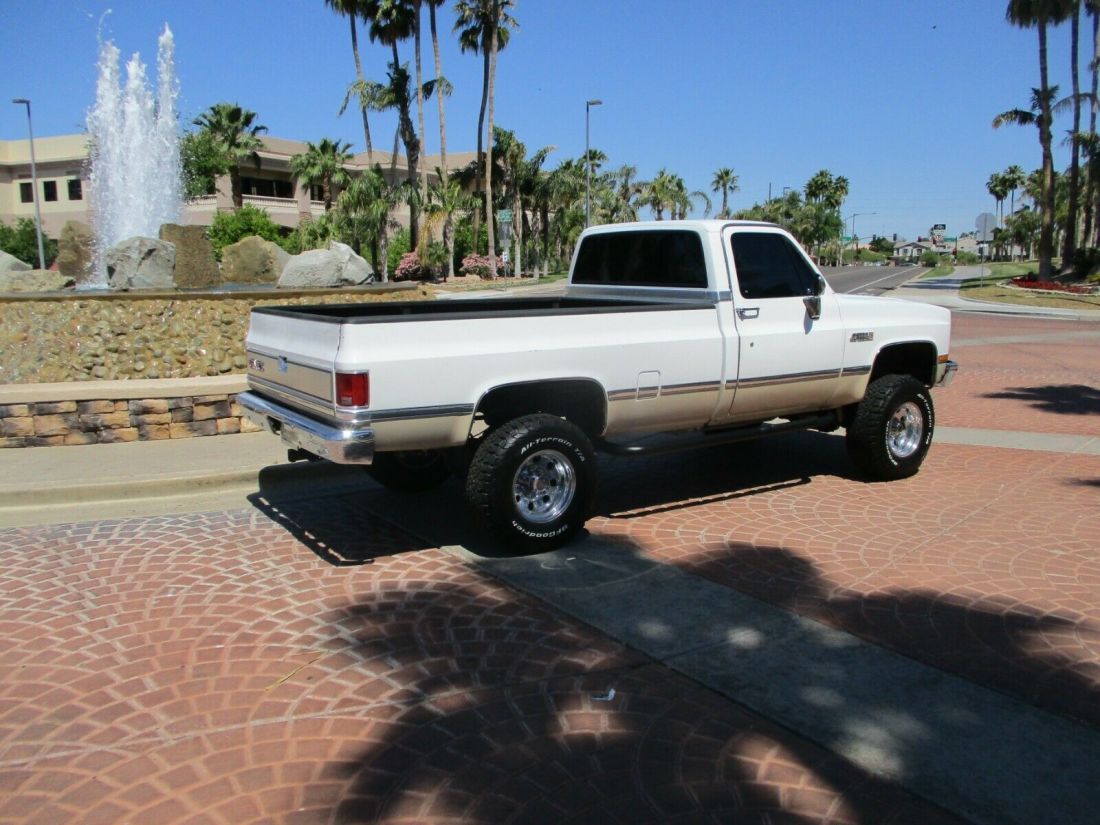 1987 Chevrolet C/K Pickup 2500 - photo 4