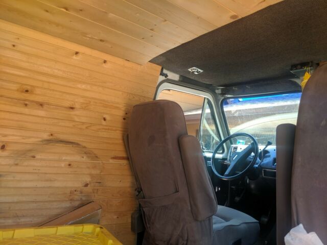 1987 Chevrolet K30 - photo 12