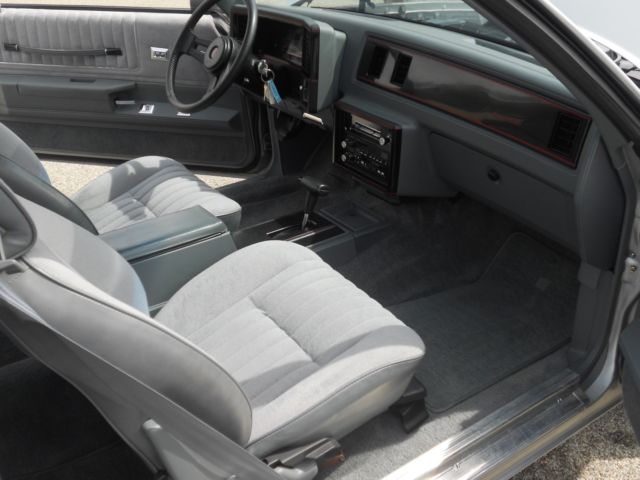 1987 Chevrolet Monte Carlo Aero SS - photo 11