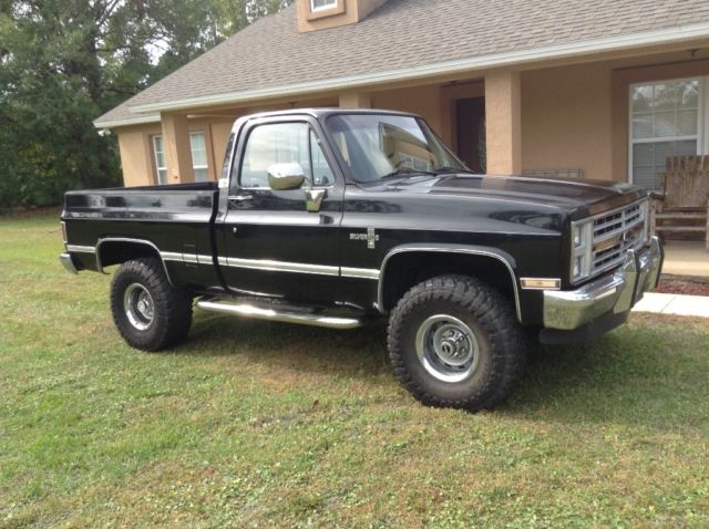 1987 Chevrolet C/K Pickup 1500 - photo 4