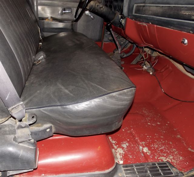 1987 Chevrolet C-10 Stepside pickup bed - photo 11