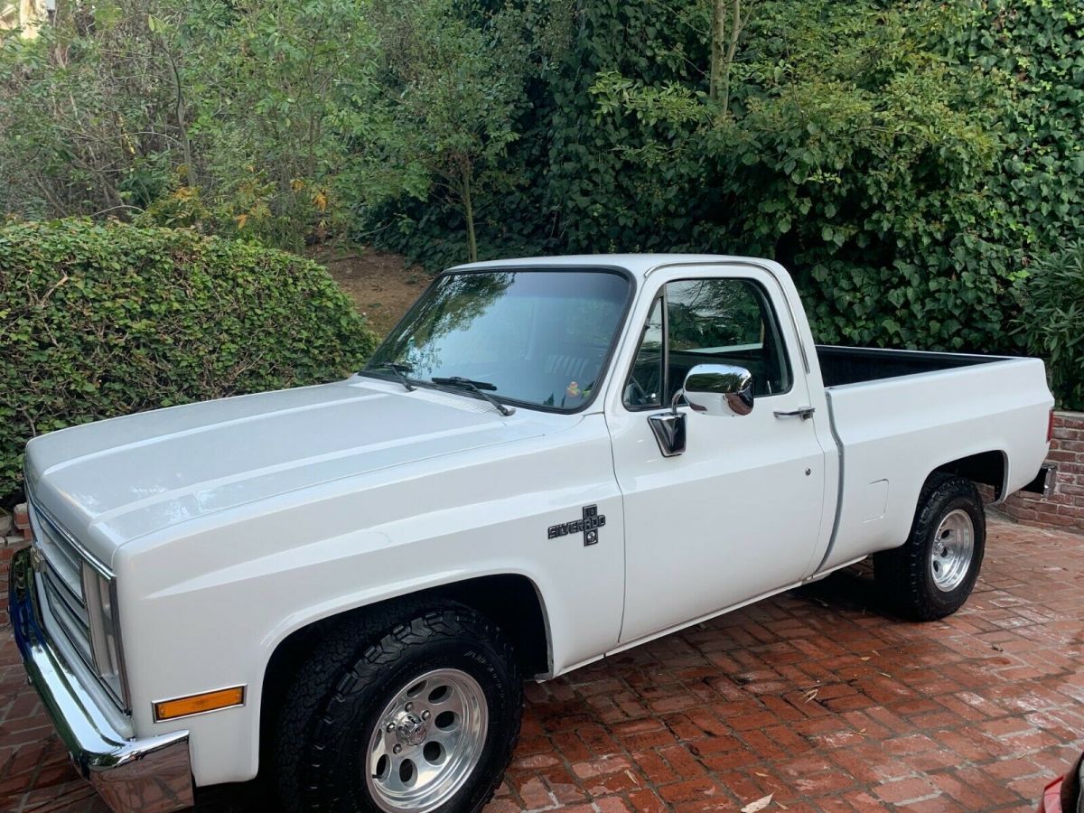 1987 Chevy R10, 85,000 Original Miles 1987 Chevrolet R10