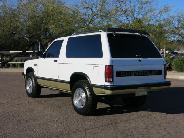1987 Chevrolet Blazer S-10  2 DOOR - photo 7