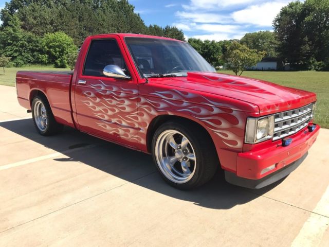 1987 Chevy S-10 Custom 4cyl Built Cam Header 4 Barrel // FLAMES // ROLLPAN 1987 Chevrolet S-10 CUSTOM