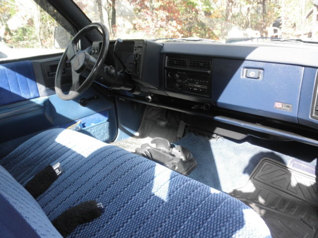 1987 Chevrolet S-10 Tahoe - photo 3