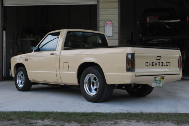 1987 Chevrolet S-10 CUSTOM - photo 2