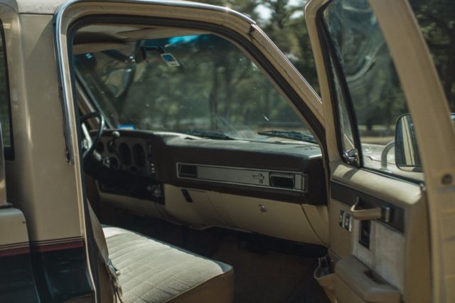 1987 Chevrolet Silverado 3500 - photo 11