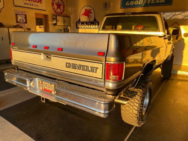 1987 Chevrolet Silverado 3500 K30 - photo 3