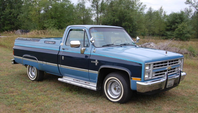 1987 Chevrolet C/K Pickup 1500 - photo 2