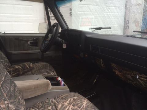 1987 Chevrolet Suburban - photo 5