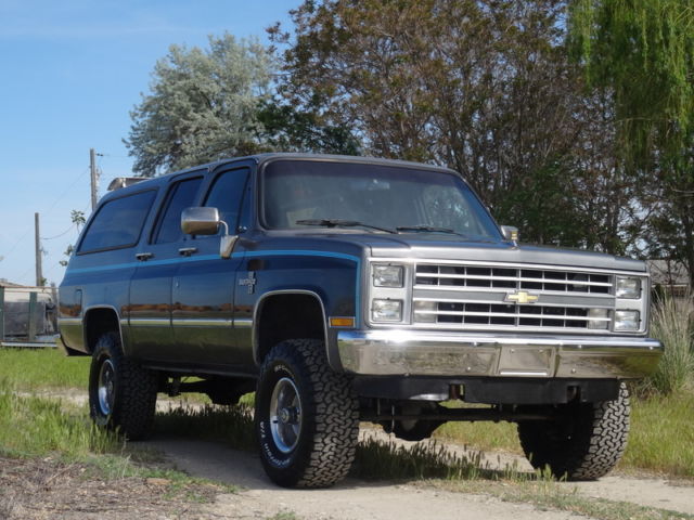 1987 Chevrolet Suburban Silverado - photo 2