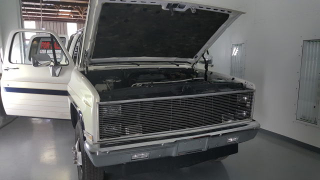 1987 Chevrolet Silverado 3500 Custom ground up off the frame restoration - photo 7