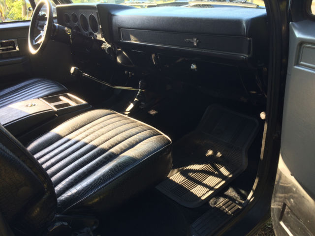 1987 Chevrolet C/K Pickup 1500 - photo 9