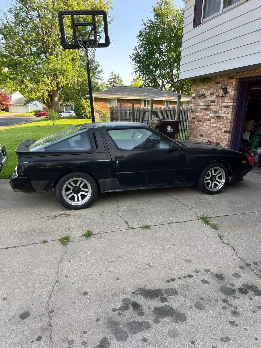 1987 Chrysler Conquest Hatchback Black TURBO 1987 Chrysler Conquest