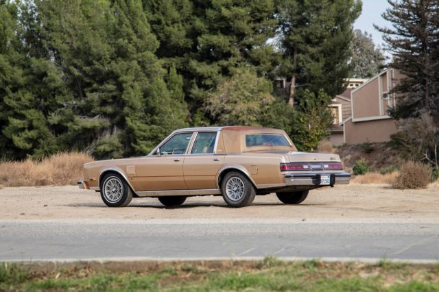 1987 Chrysler Fifth Avenue Fifth Avenue Edition - photo 6