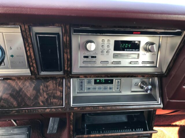 1987 Chrysler New Yorker - photo 8
