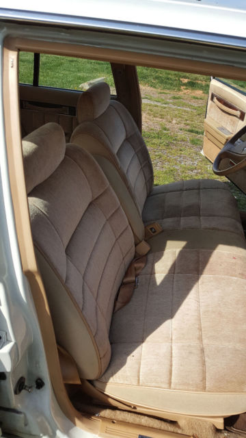 1987 Chrysler Town & Country Woody - photo 11