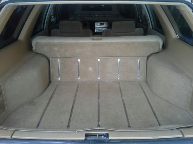 1987 Chrysler Town & Country FAUX WOOD - photo 6