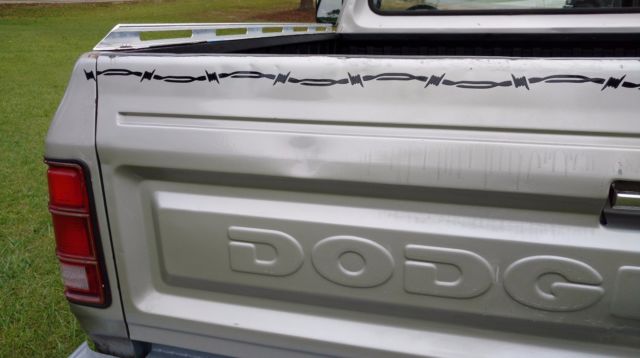 1987 Dodge Ram 1500 D-150 Royal SE - photo 6