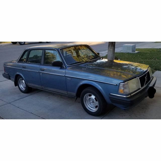 1987 Classic Volvo 240 DL 1987 Volvo 240 DL