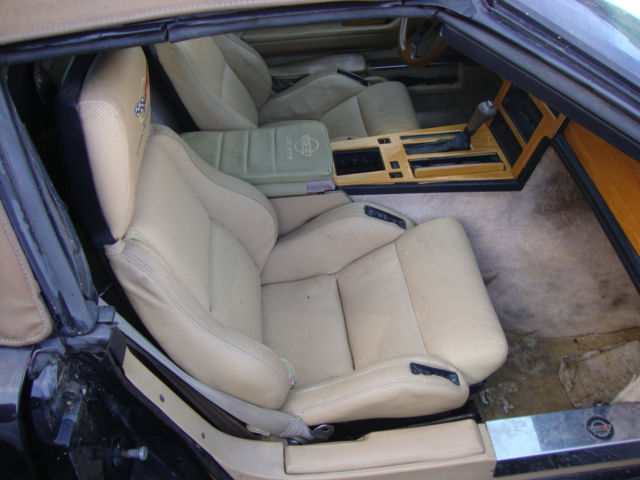 1987 Chevrolet Corvette Wood and leather - photo 10