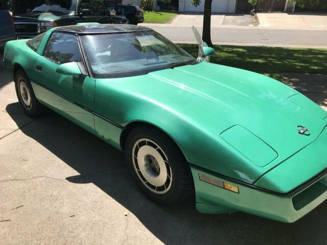 1987 Corvette 2 Door Hatchback Coupe PRICE REDUCED MOTIVATED SELLER 1987 Chevrolet Corvette 2-door Hatchback Coupe