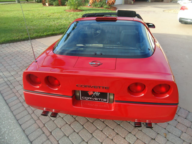 1987 Chevrolet Corvette RED - photo 10