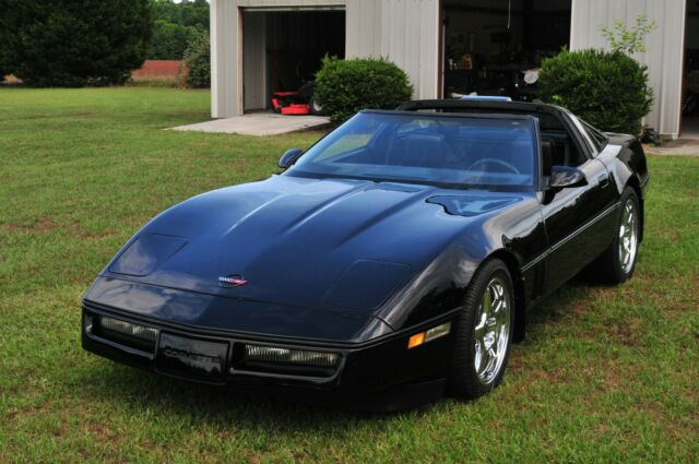 1987 Chevrolet Corvette Coupe - photo 2