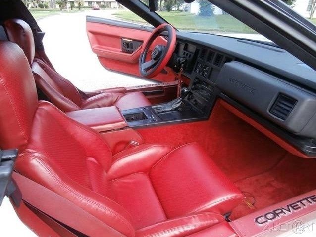 1987 Chevrolet Corvette - photo 12