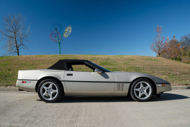 1987 Chevrolet Corvette Convertible - photo 10