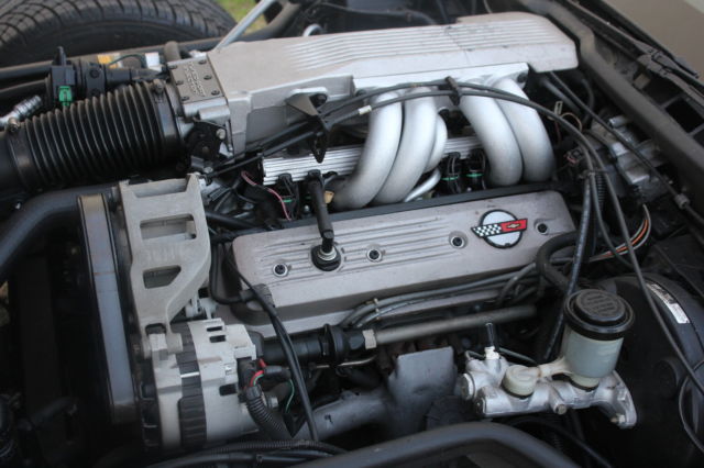 1987 Chevrolet Corvette COUPE TARGE TOP - photo 11
