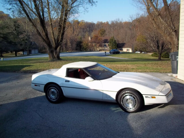 1987 Chevrolet Corvette Leather