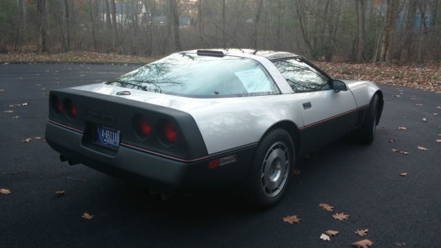 1987 Chevrolet Corvette - photo 4