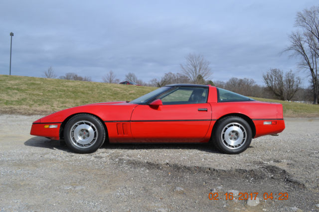 1987 Chevrolet Corvette 2 DOOR - photo 3