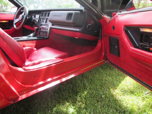 1987 Chevrolet Corvette - photo 12