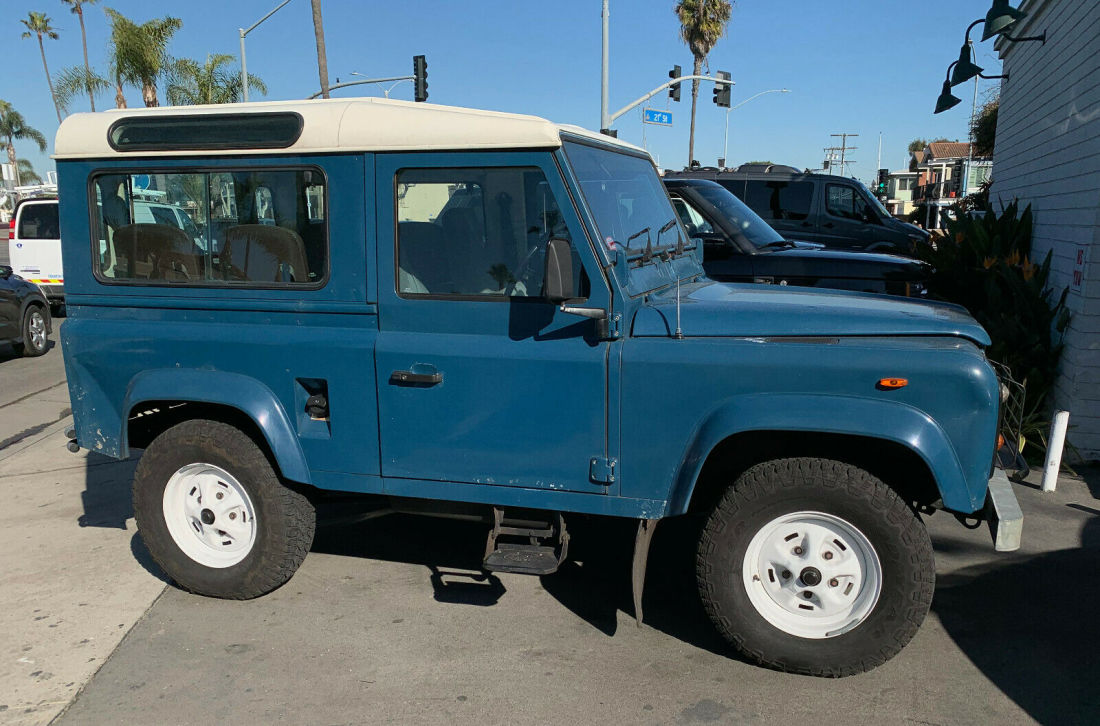 1987 Land Rover Defender