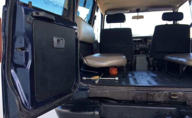 1987 Toyota Land Cruiser BJ70 - photo 12