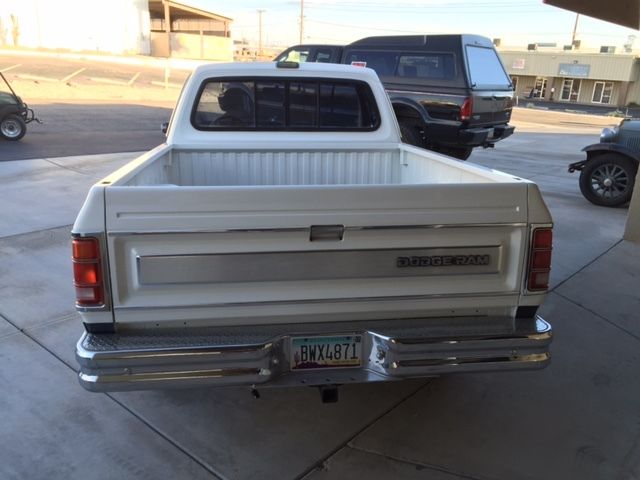 1987 Dodge Other Pickups Std Cab, Short Box LE trim - photo 4
