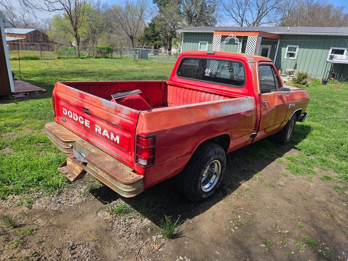 1987 Dodge 1/2 Ton Pickup - photo 3