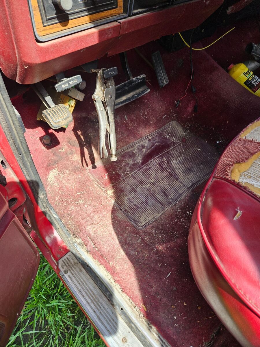 1987 Dodge 1/2 Ton Pickup - photo 8