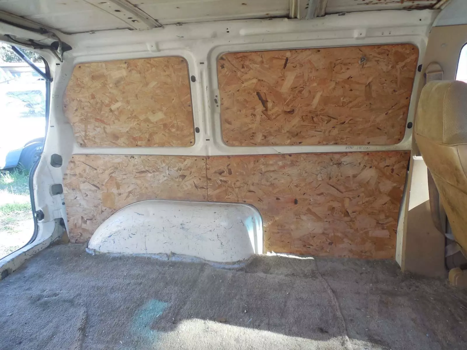 1987 Dodge Caravan - photo 7