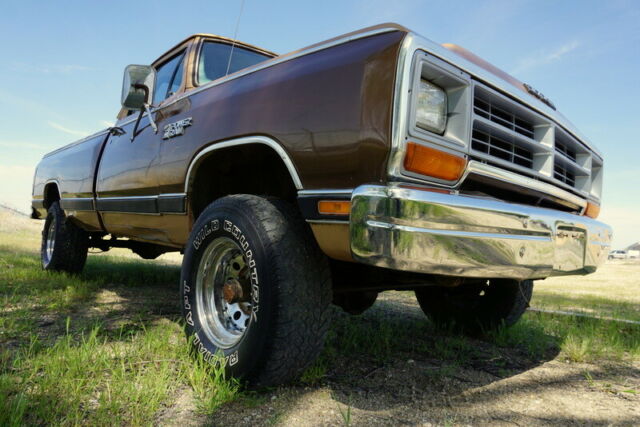 1987 Dodge Power Ram 4x4. Automatic V8. 2 owner truck 1987 Dodge Power Wagon