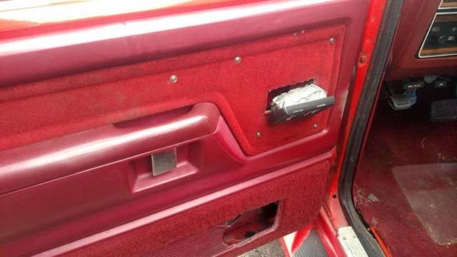 1987 Dodge Power Wagon Base 2dr 4WD Standard Cab LB - photo 11