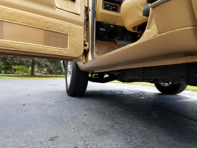 1987 Dodge Ram 1500 - photo 11