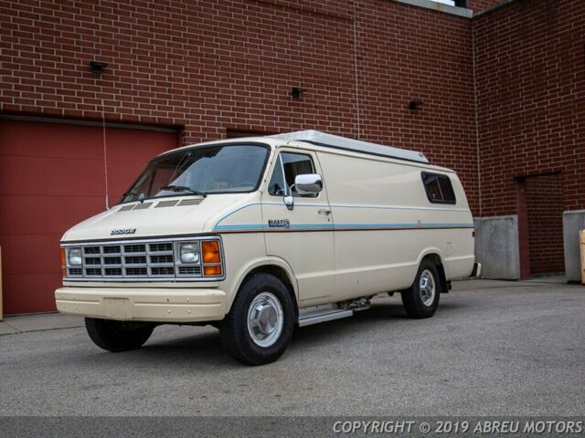 1987 Dodge Ram Van B350