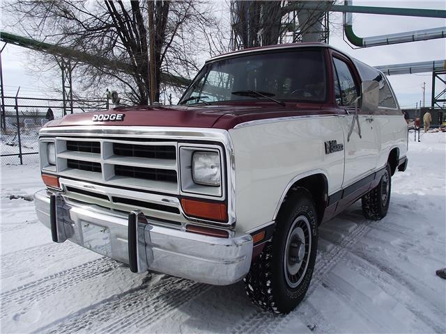 1987 Dodge Ram Charger Custom 107,870 Miles Burgandy and White SUV 8 Cylinder En 1987 Dodge Other Pickups Custom