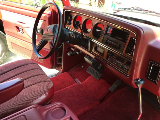 1987 Dodge Ramcharger LE - photo 8