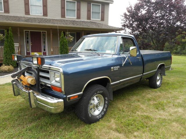1987 Dodge Ram W100 4X4 w/44k orig mi 2 owner 100 % orig garaged 100% solid 1987 Dodge Ram 1500
