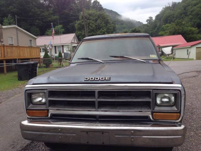 1987 Dodge Ramcharger Custom - photo 4